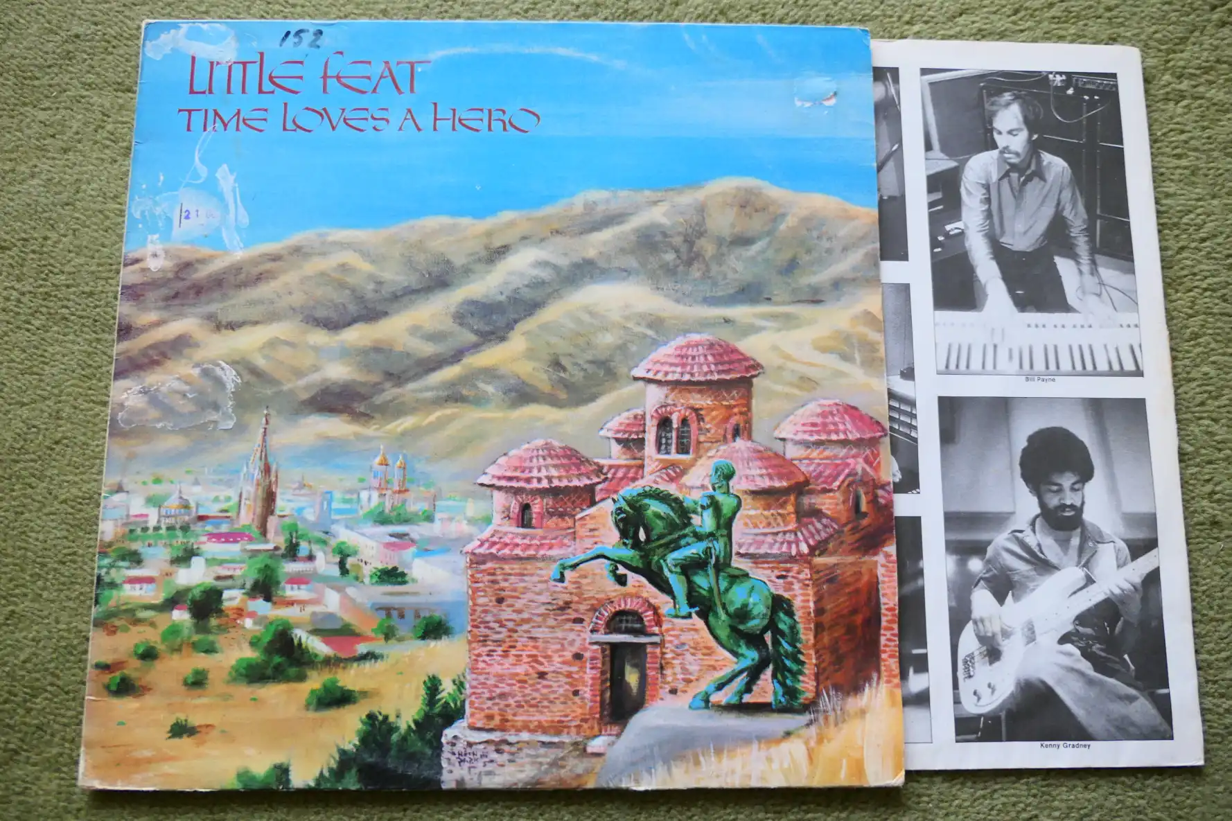 Little_Feat_Time_Loves_A_Hero_vinyl_record_fc