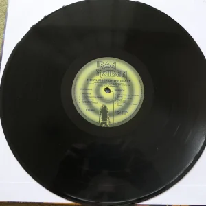 Iron_Maiden_The_Number_Of_The_Beast_vinyl_record_VinylB