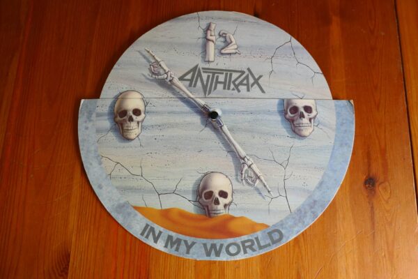 ANTHRAX - IN MY WORLD Ltd Edition 10" - Nr MINT A1/B1 UK  THRASH METAL  PUNK