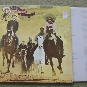 THE DOOBIE BROTHERS - STAMPEDE LP - Nr MINT- A1/B1 UK 1975