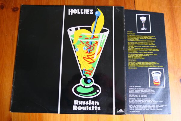 THE HOLLIES - RUSSIAN ROULETTE LP - EXC+ UK 1976