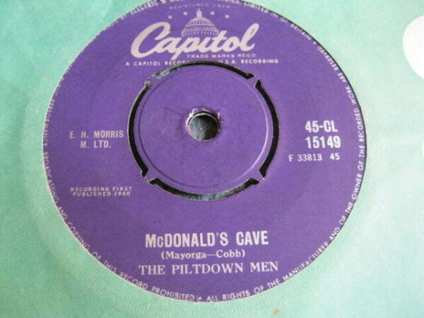 THE PILTDOWN MEN - McDONALD'S CAVE 7" - EXC+ UK