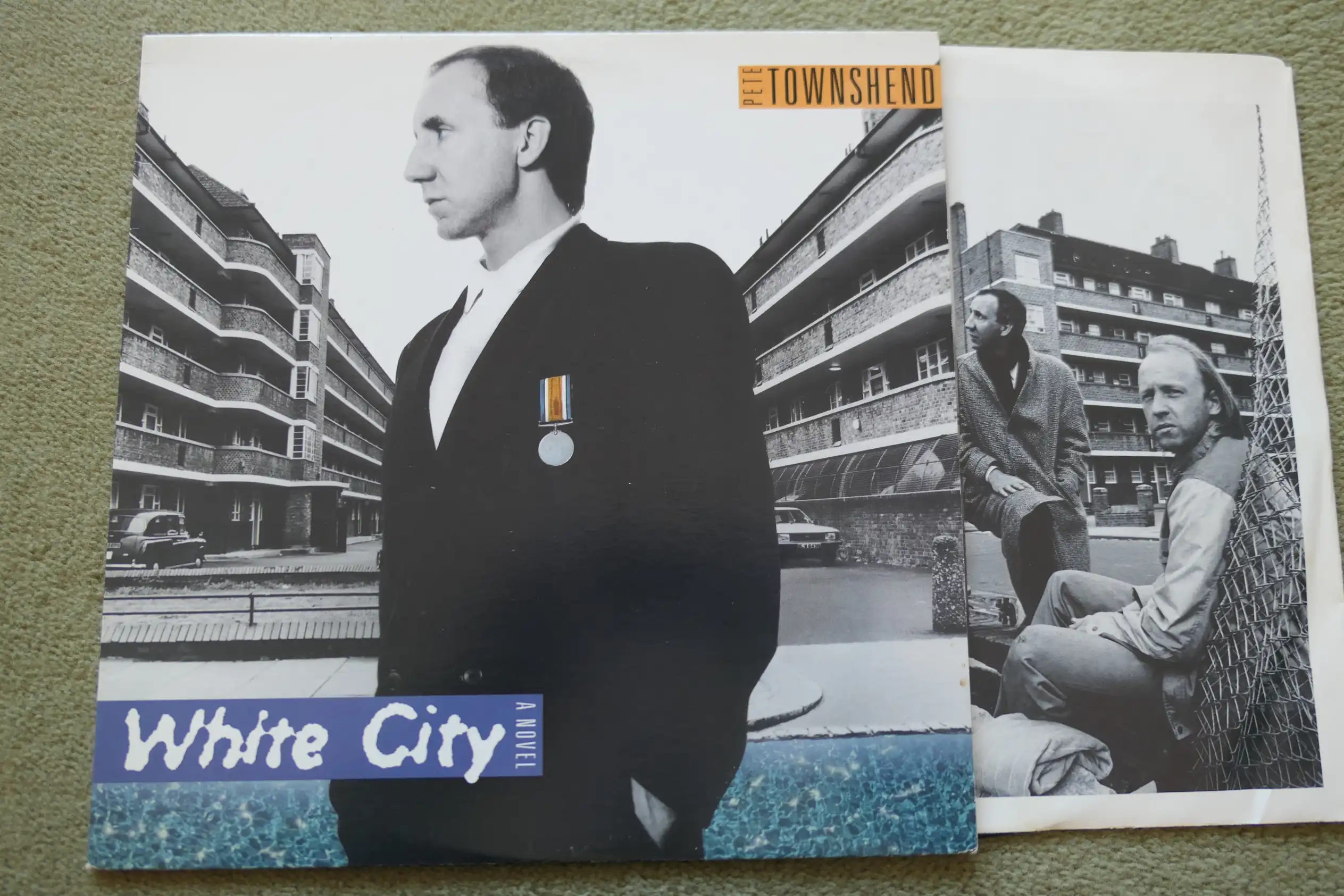 Pete_Townshend_White_City_vinyl_record_fc