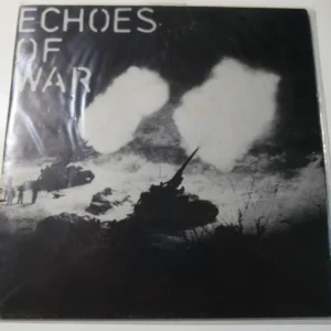 THE SQUARE PEG - ECHOES OF WAR 7" - Nr MINT 1984  PUNK EXPLOITED