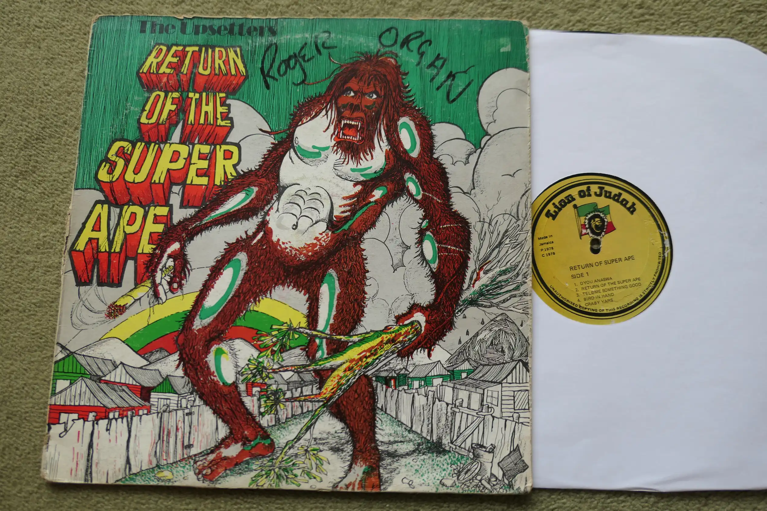 Upsetters_Return_Of_The_Super_Ape_vinyl_record_fc