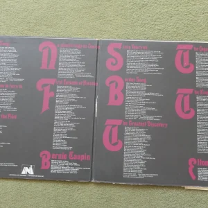 Elton_John_Elton_John_US_vinyl_record_inner