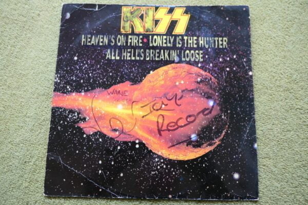 KISS - HEAVEN'S ON FIRE 12" - EXC A1/B1 UK ROCK METAL
